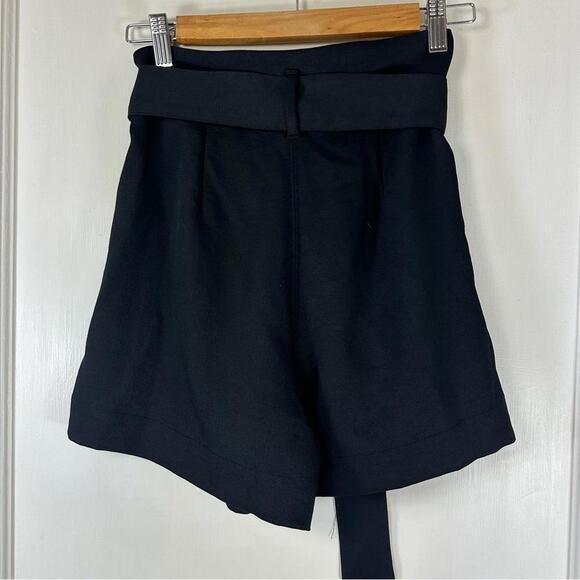 Wilfred Paperbag Short - Black - 00 - Picture 6 of 8